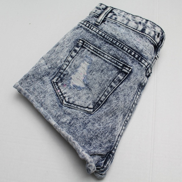 Acid Wash Jean Shorts Distressed - Picture 3 of 6